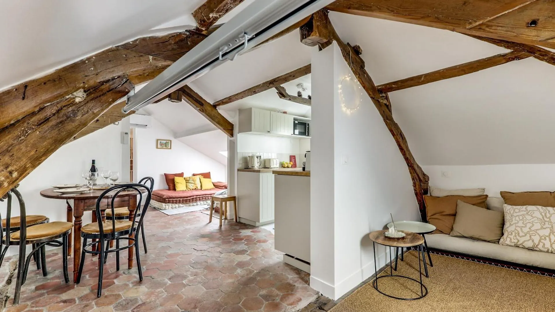 De Charme Sous Les Toits Apartment Paris