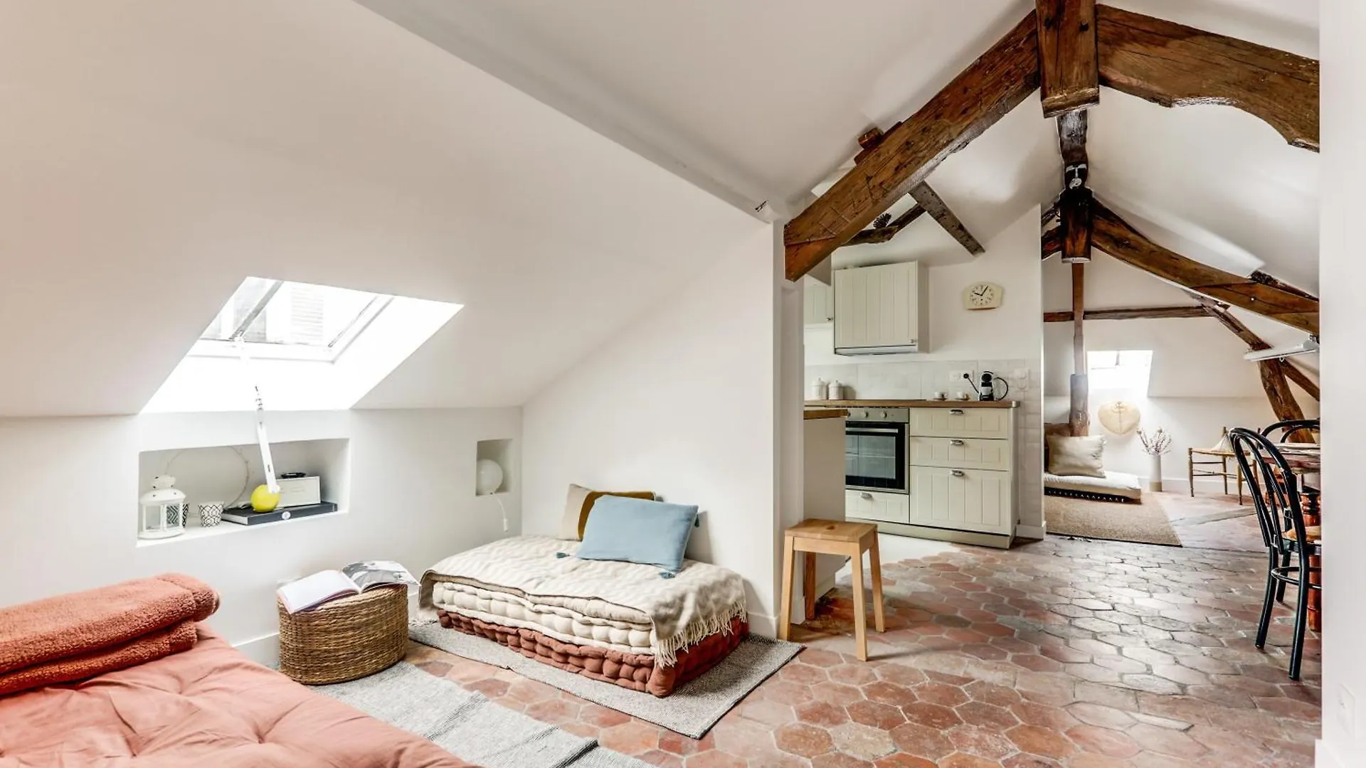 De Charme Sous Les Toits Apartment Paris